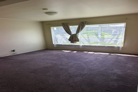 Photo of property in 1/3 Sunset Road, Totara Vale, Auckland, 0632