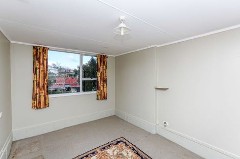 Photo of property in 6 Sycamore Grove, Lower Vogeltown, New Plymouth, 4310