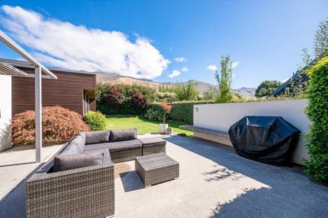 Photo of property in 125 Meadowstone Drive, Wanaka, 9305
