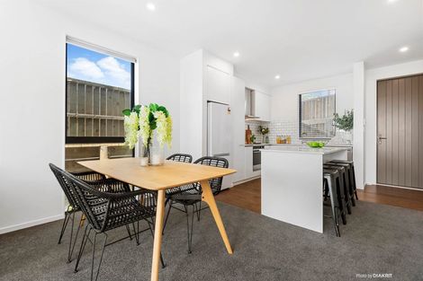 Photo of property in 62u1 Spenmoor Street, Newlands, Wellington, 6037