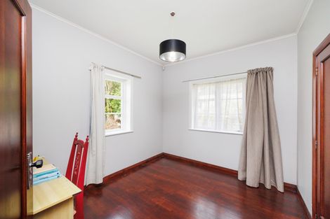 Photo of property in 210 College Street, West End, Palmerston North, 4412