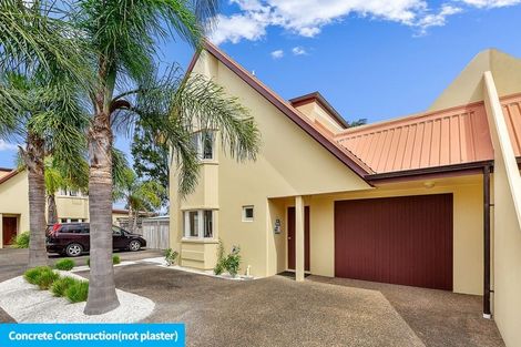Photo of property in 2/137 Lakeside Drive, Orewa, 0931