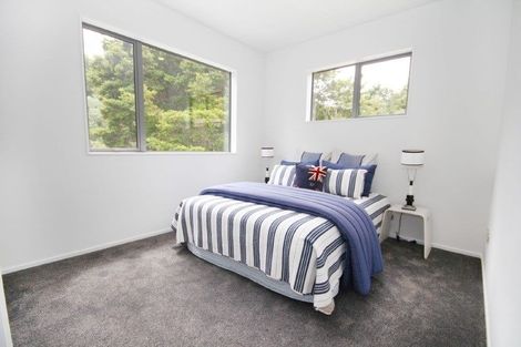 Photo of property in 21 Moller Street, Beach Haven, Auckland, 0626