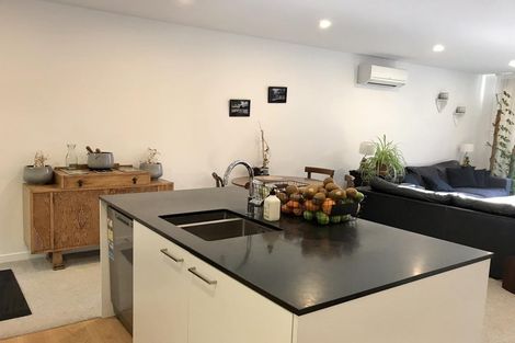 Photo of property in 11 Rua Kai Way, Brooklyn, Wellington, 6021