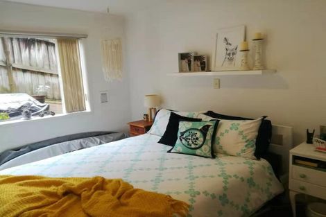 Photo of property in 4 Glenreagh Place, Torbay, Auckland, 0630