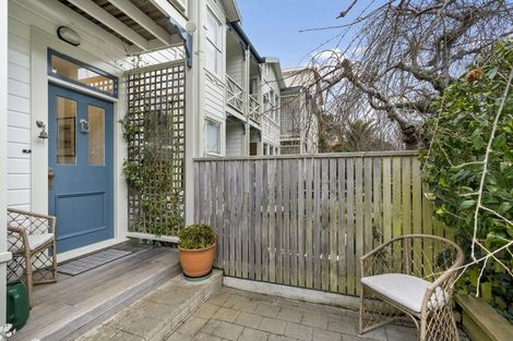 Photo of property in 23f1 Glenbervie Terrace, Thorndon, Wellington, 6011