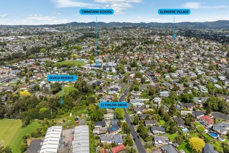 Photo of property in 12 Finlow Drive, Te Atatu South, Auckland, 0610