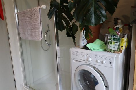 Photo of property in Fountain Court, 11/48u Oriental Parade, Oriental Bay, Wellington, 6011