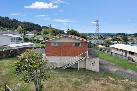 Photo of property in 122 Mallard Drive, Selwyn Heights, Rotorua, 3015
