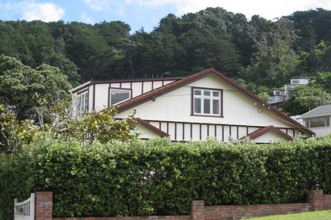 Photo of property in 22 Burnham Street, Seatoun, Wellington, 6022