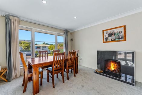 Photo of property in 1/10 Stanaway Street, Hillcrest, Auckland, 0627