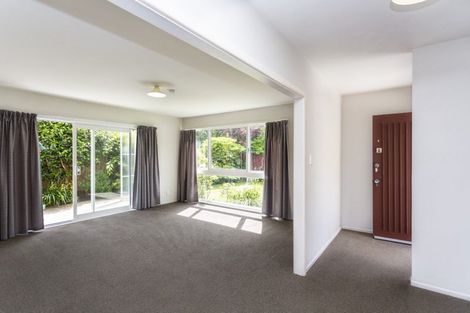 Photo of property in 8 Ashfield Place, Ilam, Christchurch, 8041