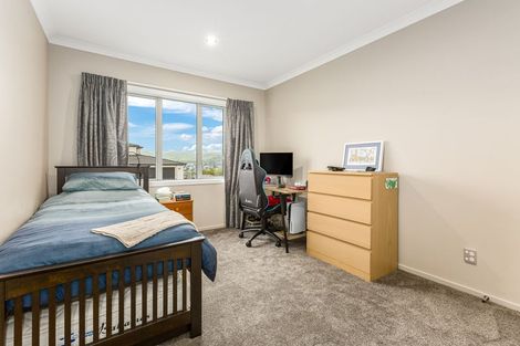 Photo of property in 4 Peel Lane, Aotea, Porirua, 5024