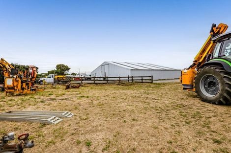 Photo of property in 68 Turuturu Road, Hawera, 4610