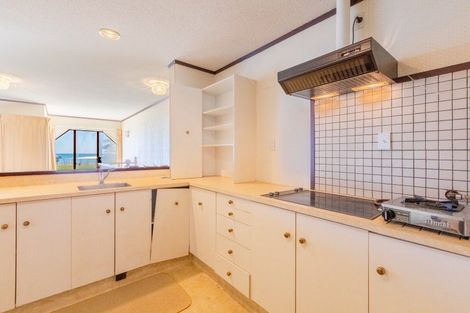 Photo of property in 419 Marine Parade, Napier South, Napier, 4110