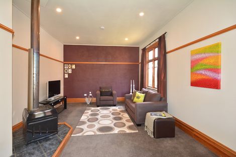 Photo of property in 55 Hargest Crescent, Saint Kilda, Dunedin, 9012