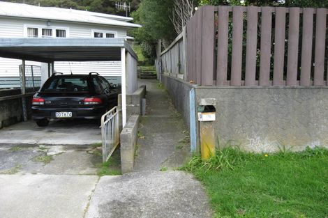 Photo of property in 17 Karaka Street, Wainuiomata, Lower Hutt, 5014