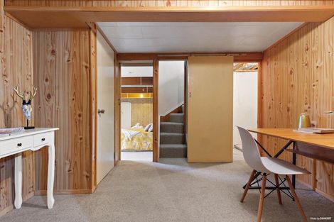 Photo of property in 28 Hilling Street, Titirangi, Auckland, 0604