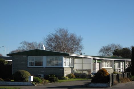 Photo of property in 2/329 Main North Road, Redwood, Christchurch, 8051