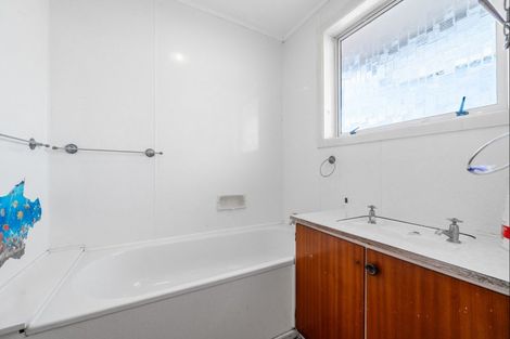Photo of property in 124d Govett Avenue, Frankleigh Park, New Plymouth, 4310