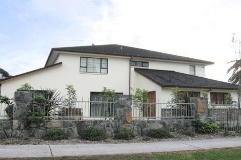 Photo of property in 11 Thomas Hunter Lane, Greenhithe, Auckland, 0632