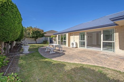 Photo of property in 10 Iroquois Place, Wigram, Christchurch, 8042