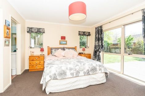Photo of property in 3 Nottingham Drive, Hamilton East, Hamilton, 3216