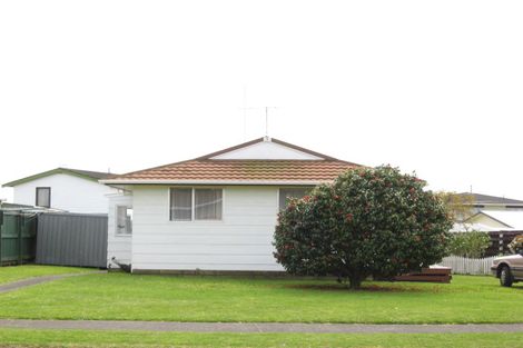 Photo of property in 2/6 Glamis Avenue, Bell Block, New Plymouth, 4312