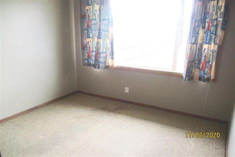 Photo of property in 92 Frensham Crescent, Woolston, Christchurch, 8062