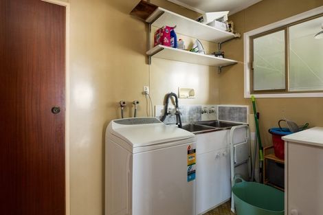 Photo of property in 72 Manu Crescent, Upper Vogeltown, New Plymouth, 4310
