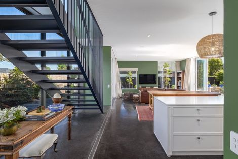 Photo of property in 51 Jeffreys Road, Bryndwr, Christchurch, 8052