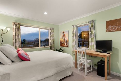 Photo of property in 25 Tuscany Place, Ohauiti, Tauranga, 3112