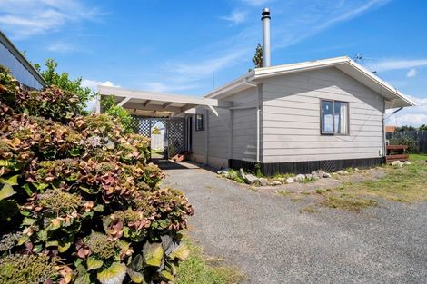 Photo of property in 47b Lyn Grove, Papamoa Beach, Papamoa, 3118