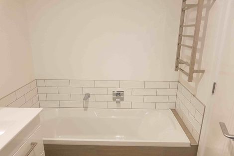 Photo of property in 12/19u Ruakiwi Road, Hamilton Lake, Hamilton, 3204