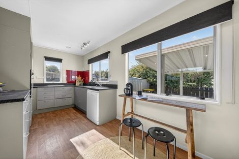 Photo of property in 8b Kupe Drive, Carterton, 5713