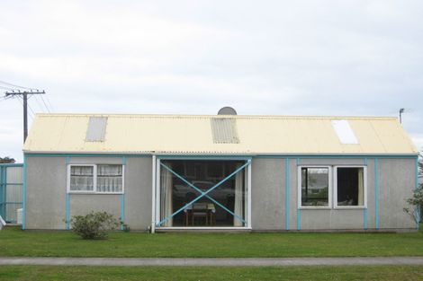 Photo of property in 69 Wrantage Street, Westown, New Plymouth, 4310