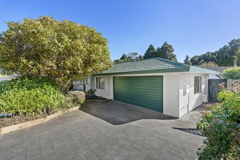 Photo of property in 6 Redwood Crescent, Westown, New Plymouth, 4310