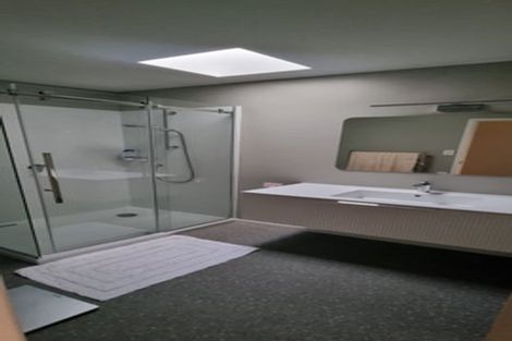 Photo of property in 1/9 Napoleon Avenue, Milford, Auckland, 0620