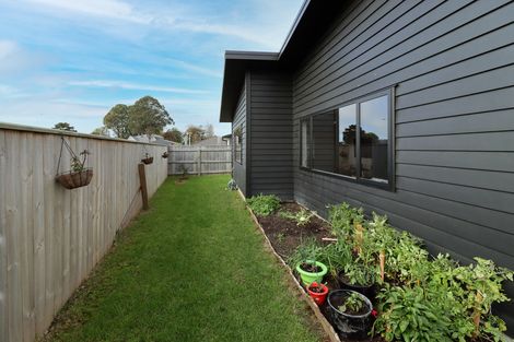 Photo of property in 4 Devon Lane, Carterton, 5713