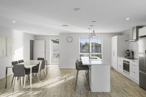 Photo of property in 37 Kahuparere Crescent, Pyes Pa, Tauranga, 3112