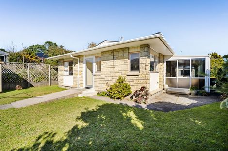 Photo of property in 2/43 Mangorei Road, Strandon, New Plymouth, 4312