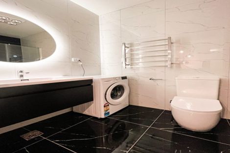 Photo of property in 20 Heketara Way, Massey, Auckland, 0614