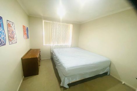 Photo of property in 1 Nykki Place, Papakura, 2110