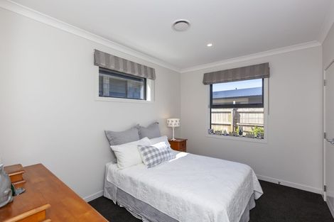 Photo of property in 45 Hudson Place, Paraparaumu, 5032