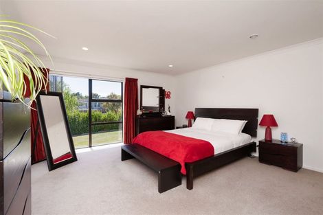 Photo of property in 177 Mazengarb Road, Paraparaumu, 5032