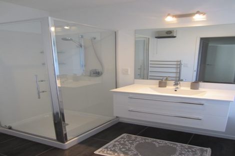 Photo of property in 11 Saint Adela Place, Woolston, Christchurch, 8062