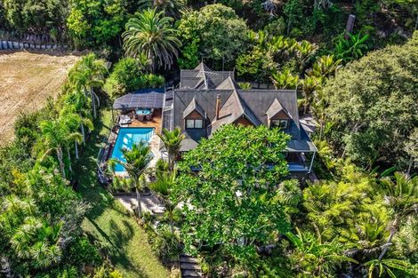Photo of property in 287 Glenvar Road, Long Bay, Auckland, 0630