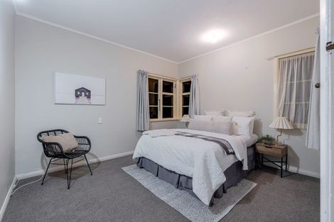 Photo of property in 27 Savage Crescent, West End, Palmerston North, 4412
