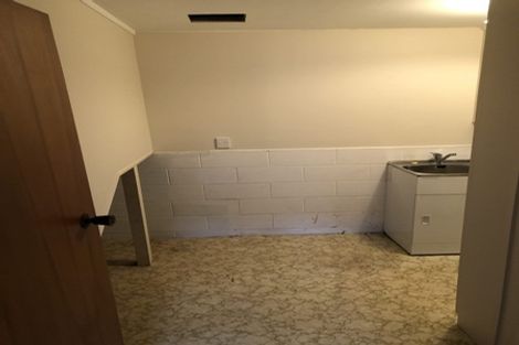 Photo of property in 29 Truby King Street, Merrilands, New Plymouth, 4312