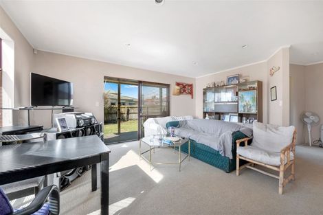 Photo of property in 21 Franklin Avenue, Papatoetoe, Auckland, 2024